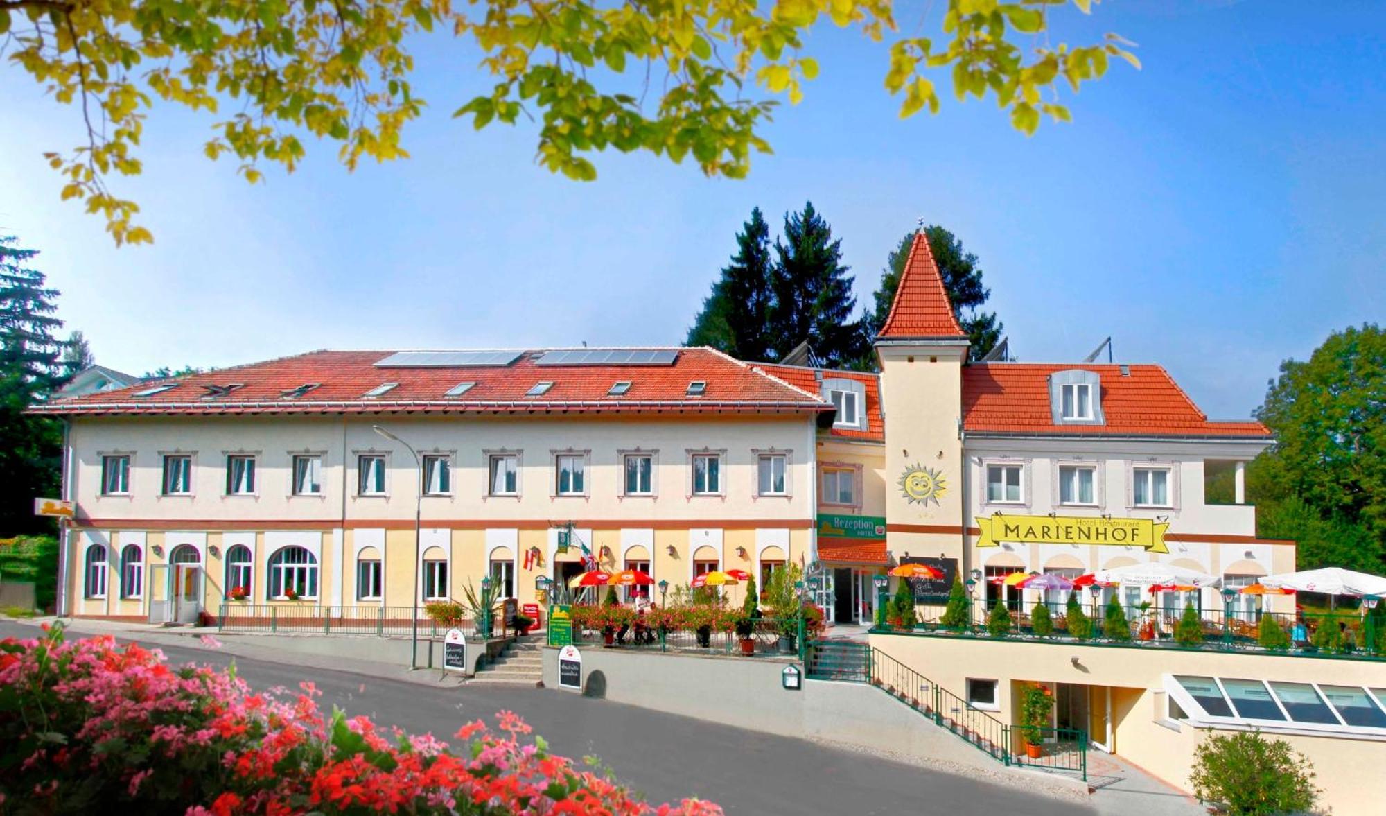 Hotel Restaurant Marienhof Унтеркирхбах Экстерьер фото